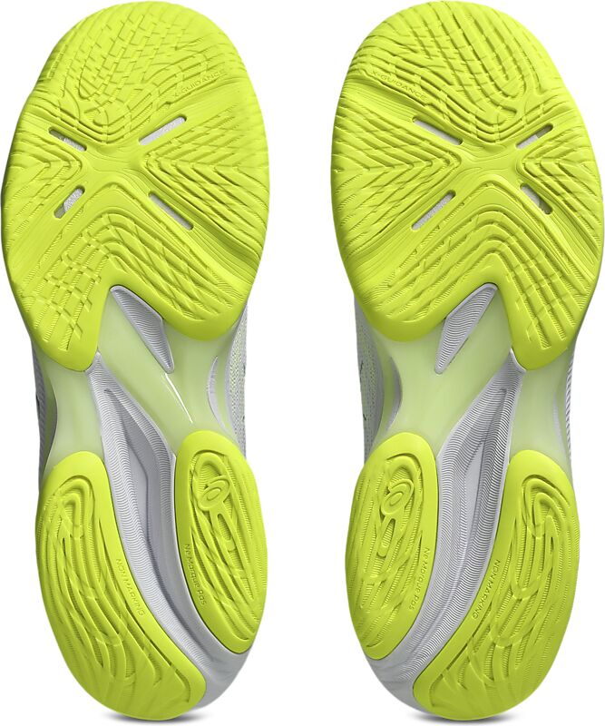 ASICS W Netburner Ballistic Ff 4 på