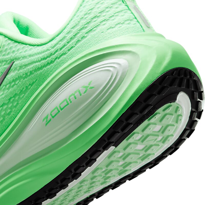 NIKE W Vomero Plus på