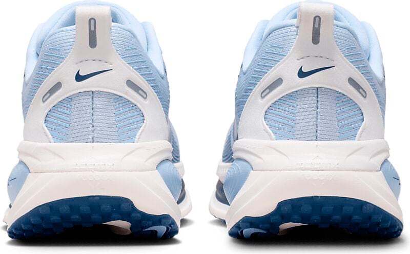 NIKE W Vomero 18 på
