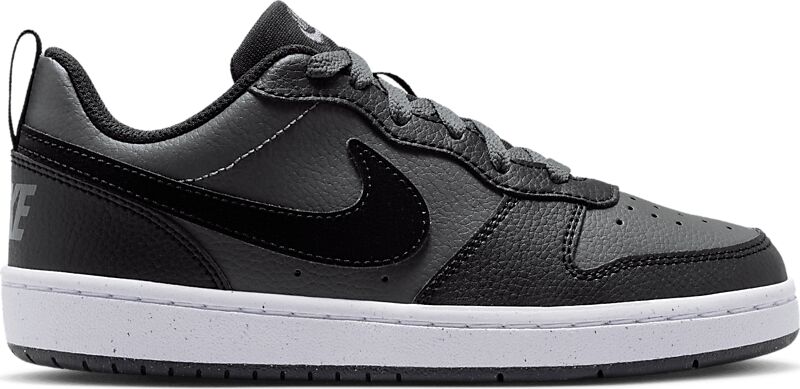 NIKE J COURT BOROUGH LOW GS på