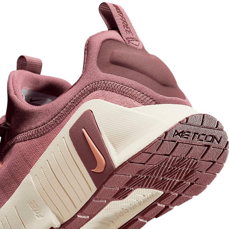 NIKE W Free Metcon 6 på