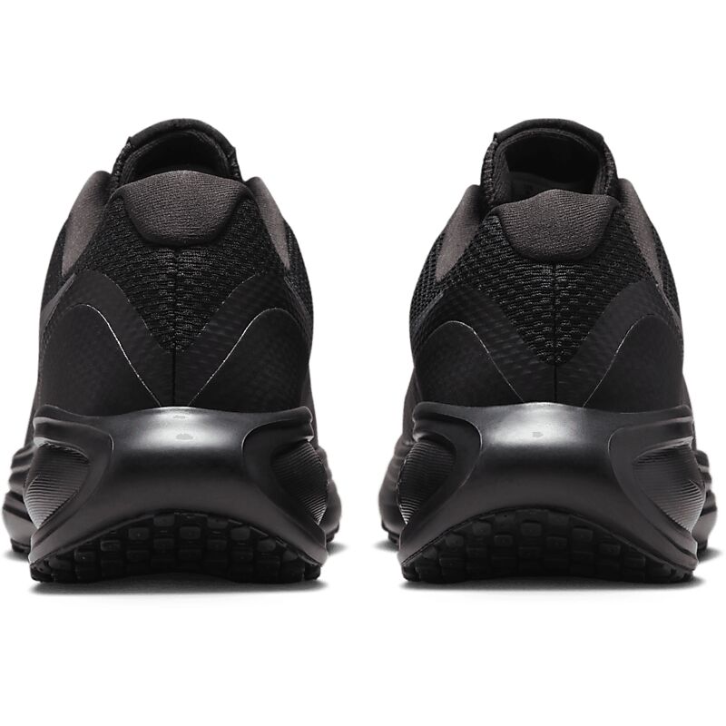 NIKE W Revolution 8 på