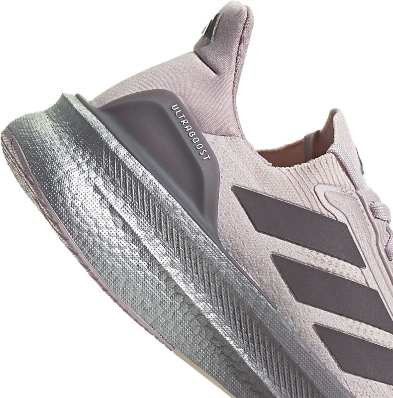 ADIDAS W ULTRABOOST 5X på