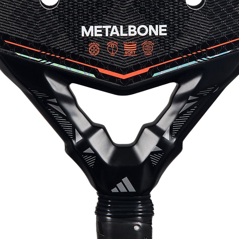 ADIDAS METALBONE på