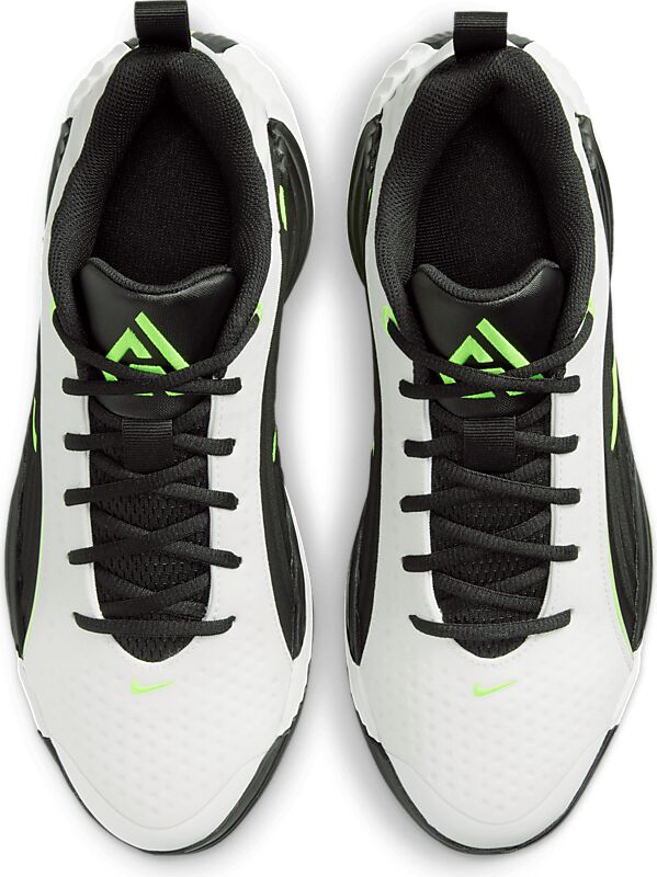 NIKE GIANNIS IMMORTALITY 5 på