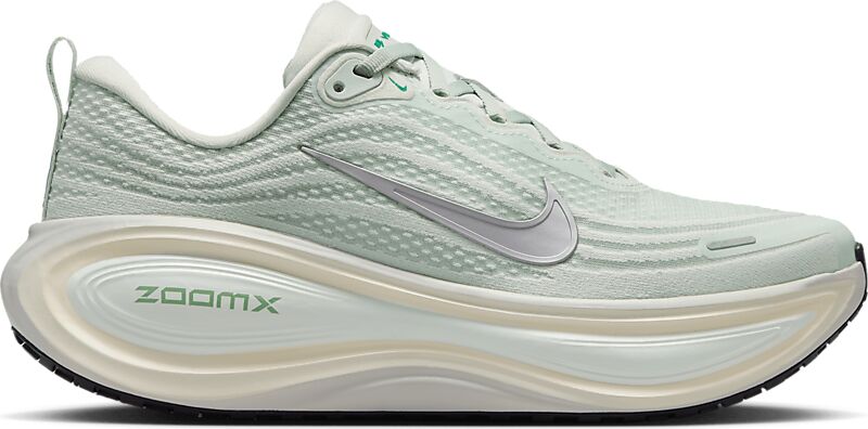 NIKE W Vomero Plus på