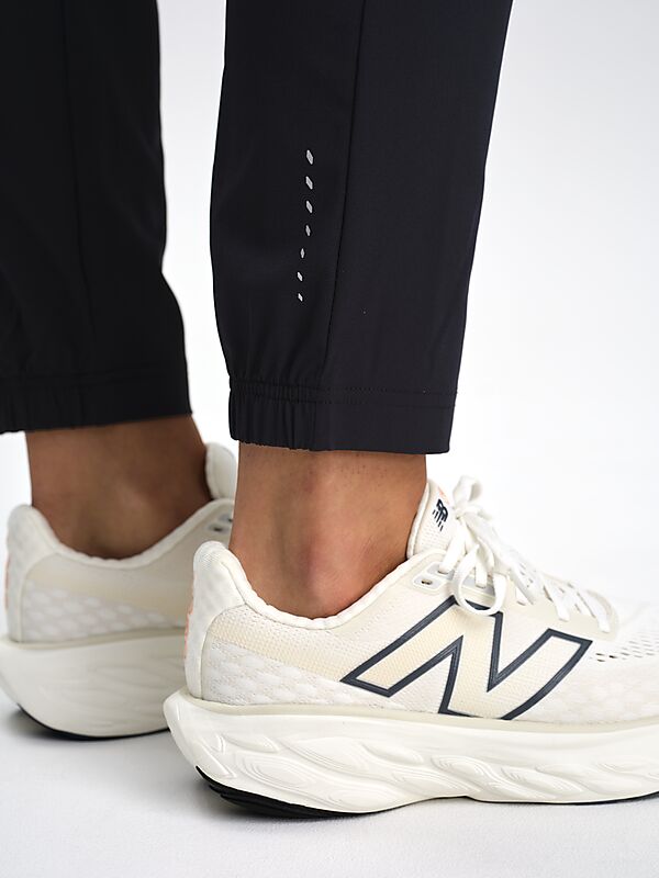 SOC W Run Woven Pant på