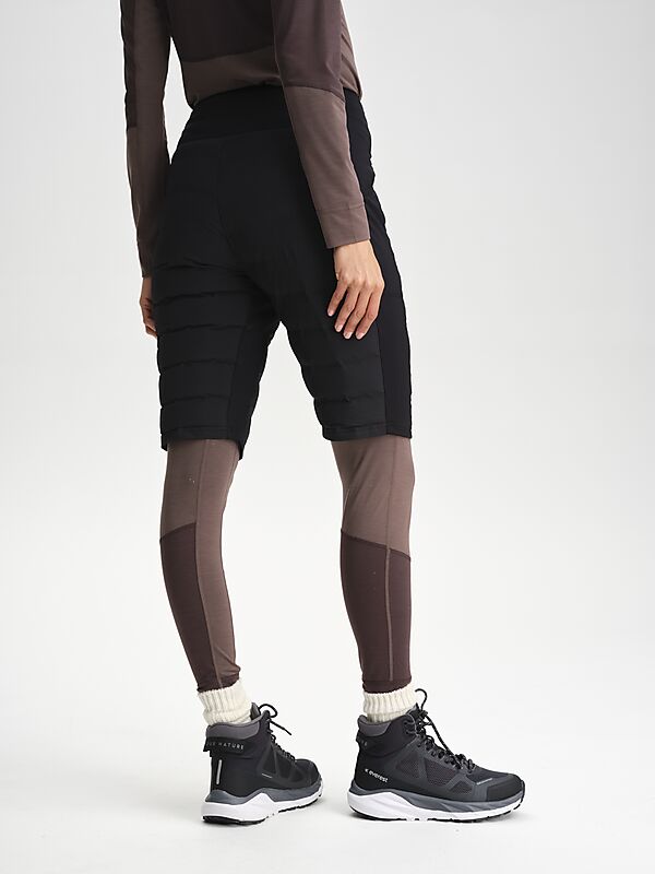EVEREST W Agnes Shorts på