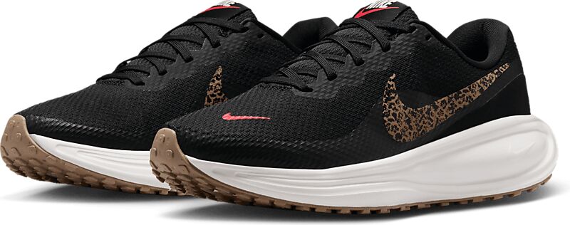 NIKE W REVOLUTION 8 på