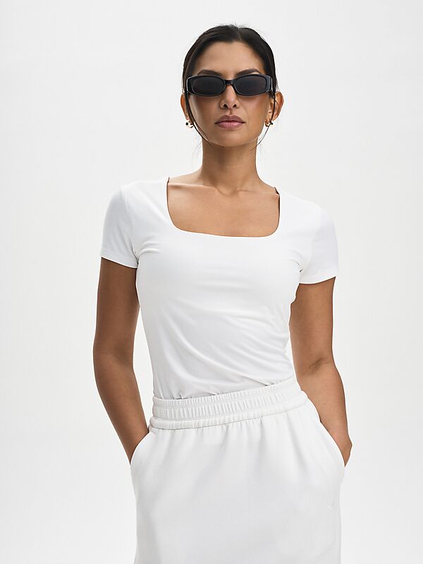 SOC W SOFT SQUARE TEE på