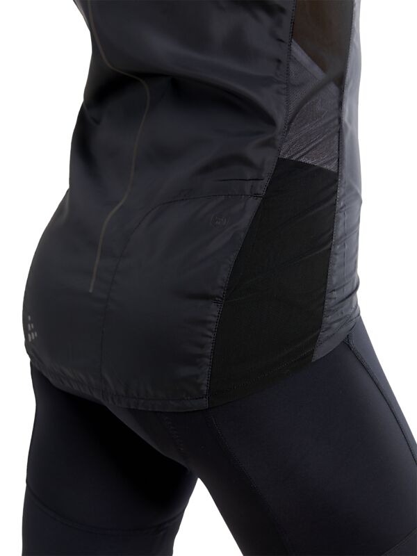CRAFT W Essential Light Wind Jkt på