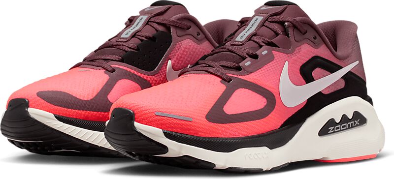 NIKE W STRUCTURE PLUS på