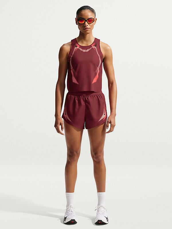 NIKE W NK AEROSWIFT DFADV 3IN SHORT GX på