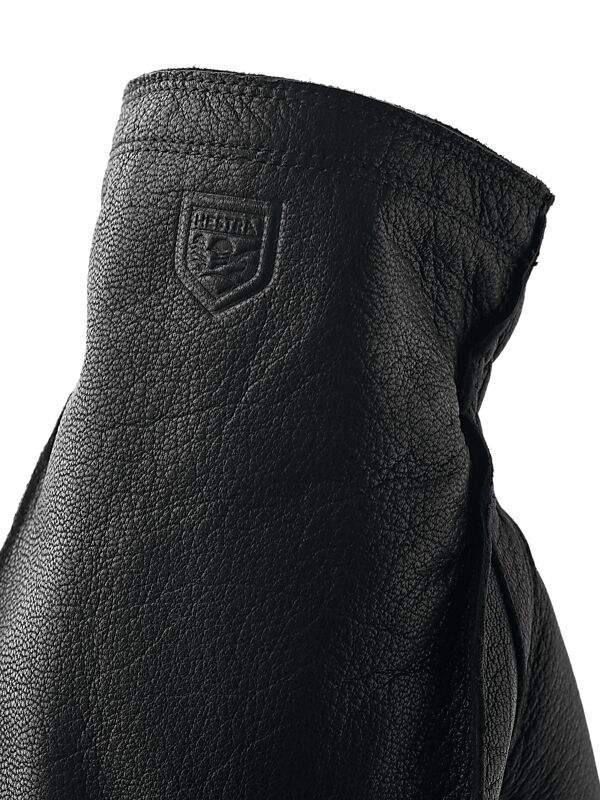 HESTRA Jon på