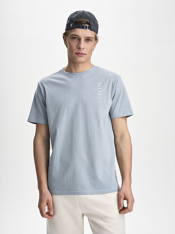 SOC M GRAPHIC TEE på