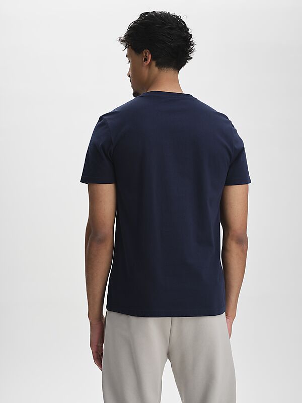 SOC M REGULAR FIT TEE på