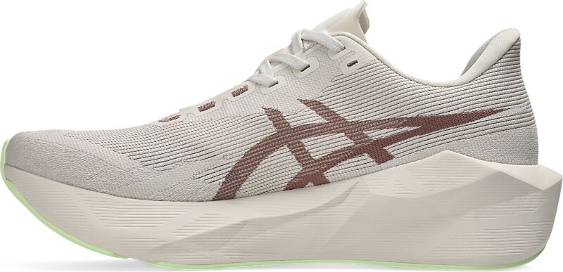 ASICS W NOVABLAST 6 på