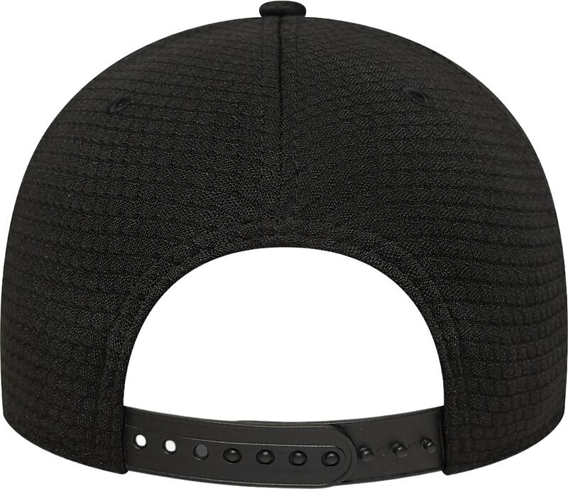 NEW ERA FLAWLESS MESH 9FORTY NEYYAN på
