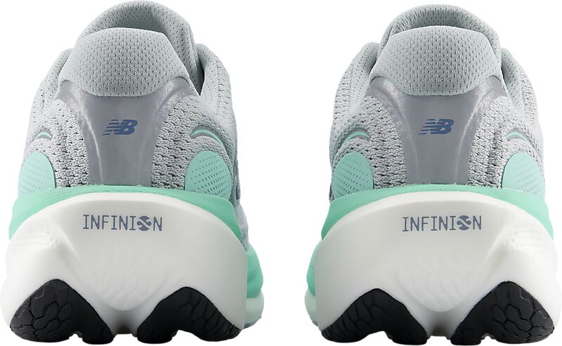 NEW BALANCE W 1080 V15 på