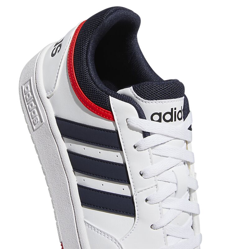 ADIDAS M Hoops 3.0 på