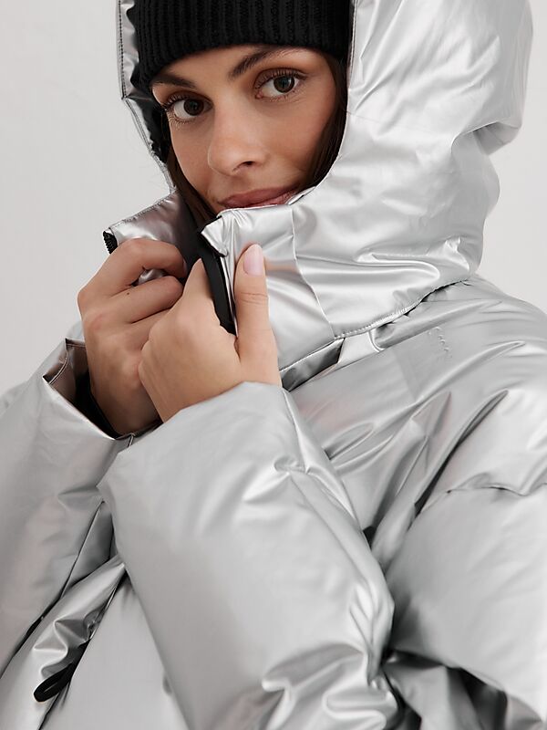 AIM´N Cortina Glossy Puffer Jacket på