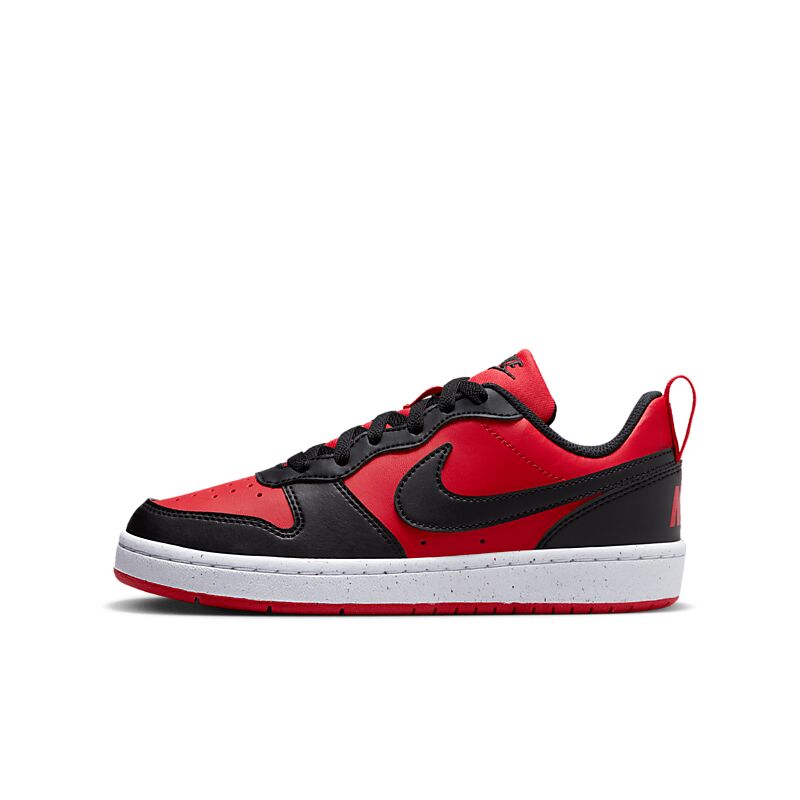 NIKE J Court Borough Low Rec Gs på
