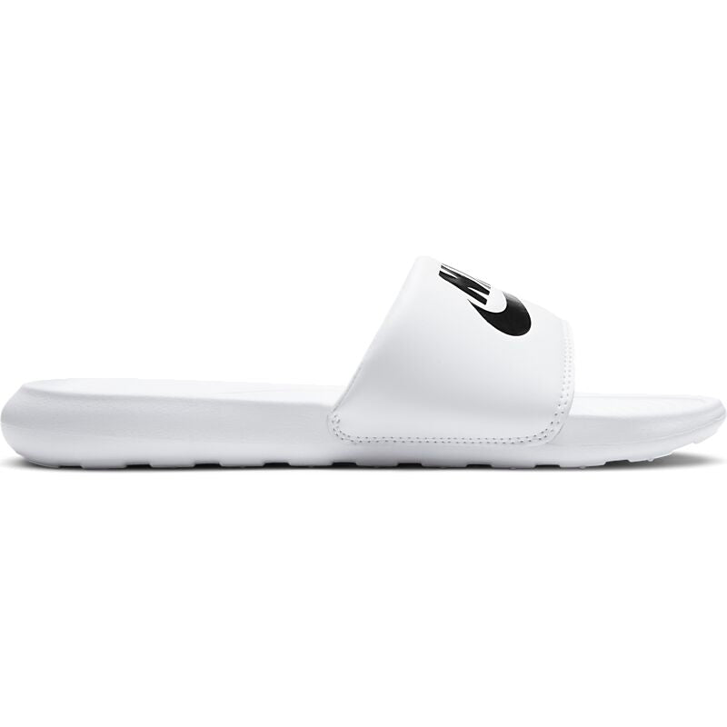 NIKE W Victori One på