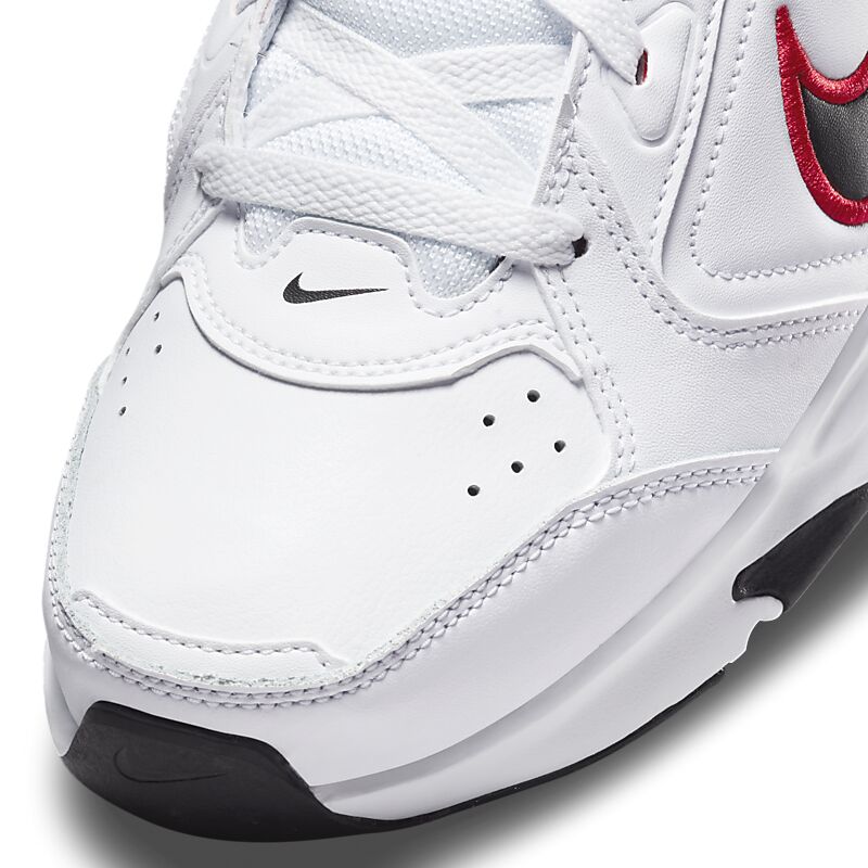 NIKE M Defy All Day på