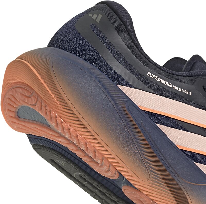 ADIDAS W SUPERNOVA SOLUTION 3 på