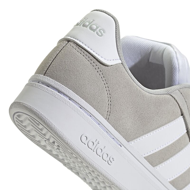 ADIDAS M Grand Court Alpha 00s på