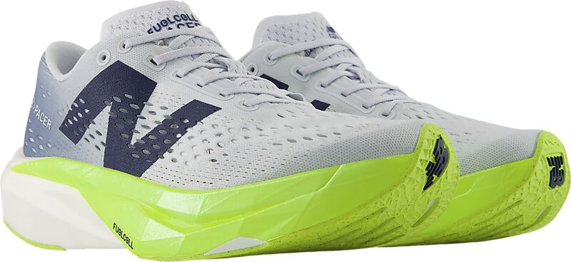 NEW BALANCE W Fuelcell Supercomp Pacer V2 på