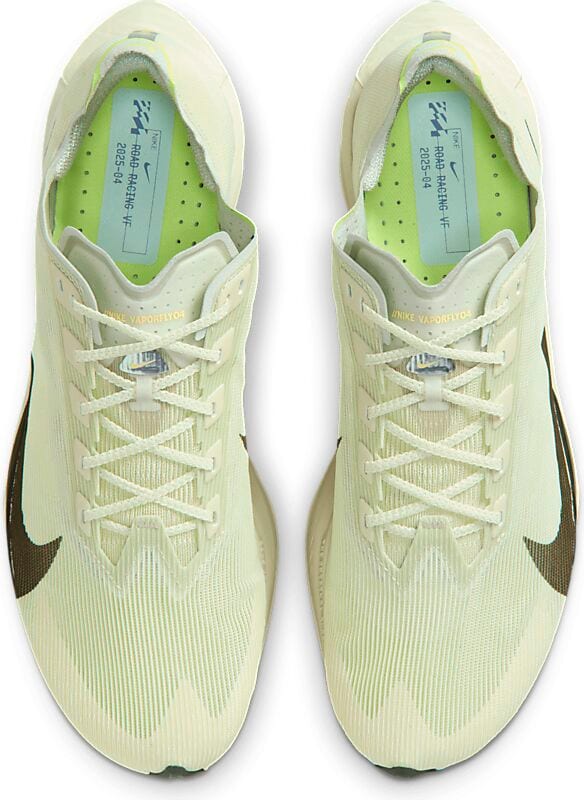 NIKE M ZoomX Vaporfly 4 på