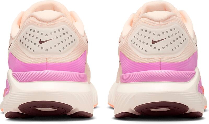 NIKE W Structure 26 på