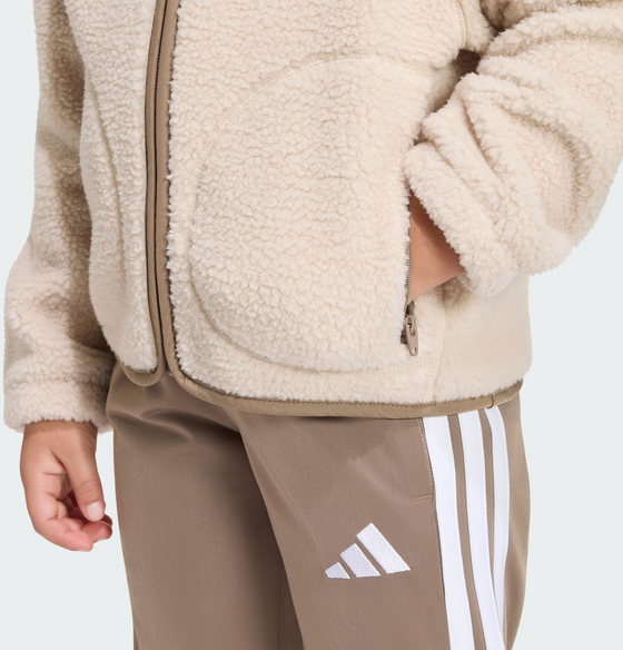 ADIDAS Adidas Alpaca Sherpa Jacka på