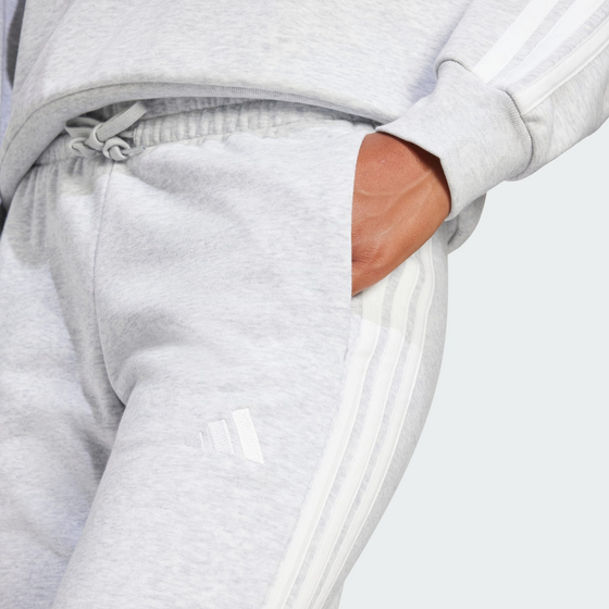 ADIDAS Adidas Essentials 3-stripes French Terry-byxor Med Mudd på