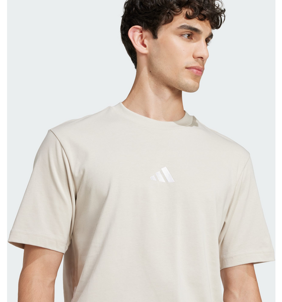 ADIDAS Adidas Essentials Small Logo Single Jersey T-shirt på