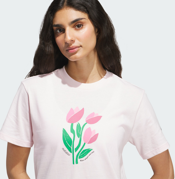 ADIDAS Adidas Floral Bloom At Your Own Pace T-shirt Med Grafik på