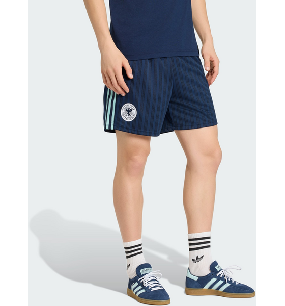 ADIDAS Adidas Germany Originals Shorts på