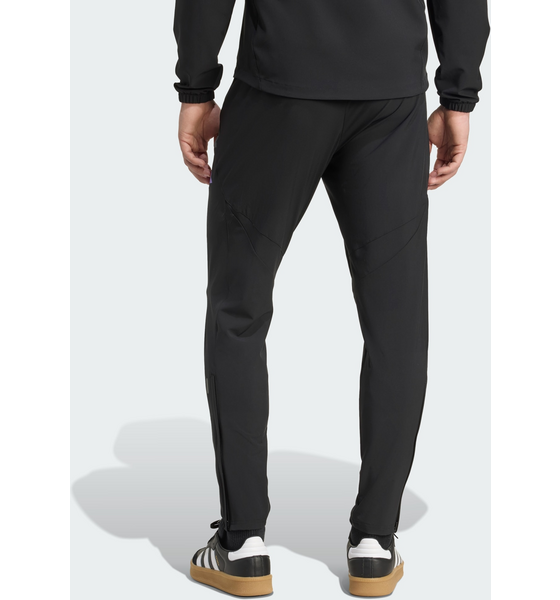 ADIDAS Adidas Manchester United Tiro 25 Competition Vis Tech Travel Pants på