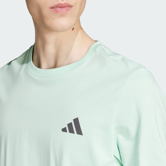 ADIDAS Adidas Mercedes - Amg Petronas Formula One Team Premium Woven Graphic T-shirt på