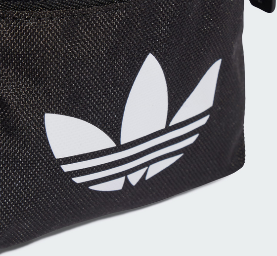 ADIDAS ORIGINALS Adidas Originals Adicolor Classic Festival Väska på