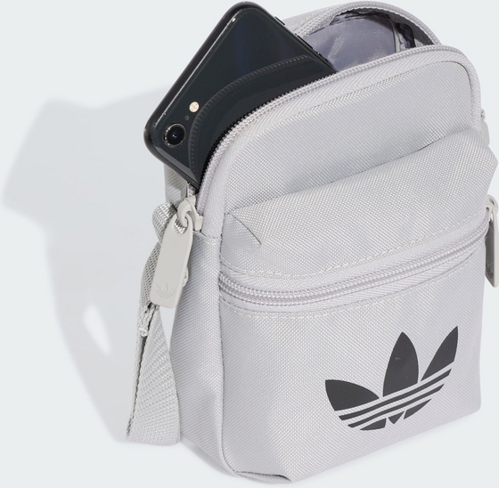 ADIDAS ORIGINALS Adidas Originals Adicolor Classic Festival Väska på