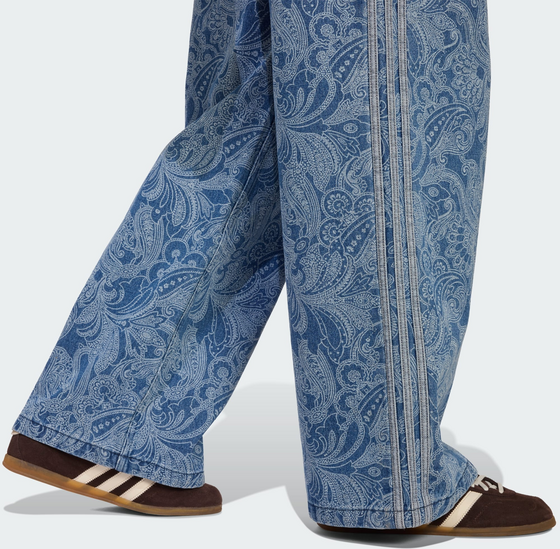 ADIDAS ORIGINALS Adidas Originals Adidas Liberty London Firebird Mid Rise Straight Jeans på