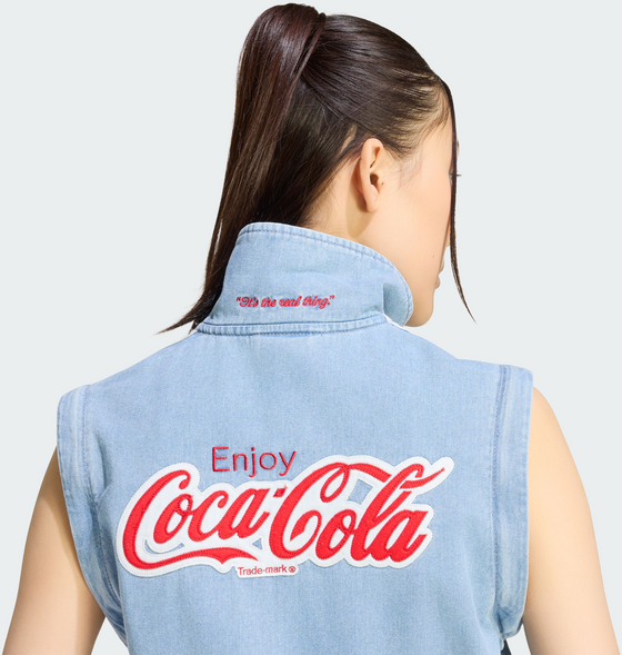 ADIDAS ORIGINALS Adidas Originals Adidas X Coca-cola Firebird Reg Träningsjacka I Denim på