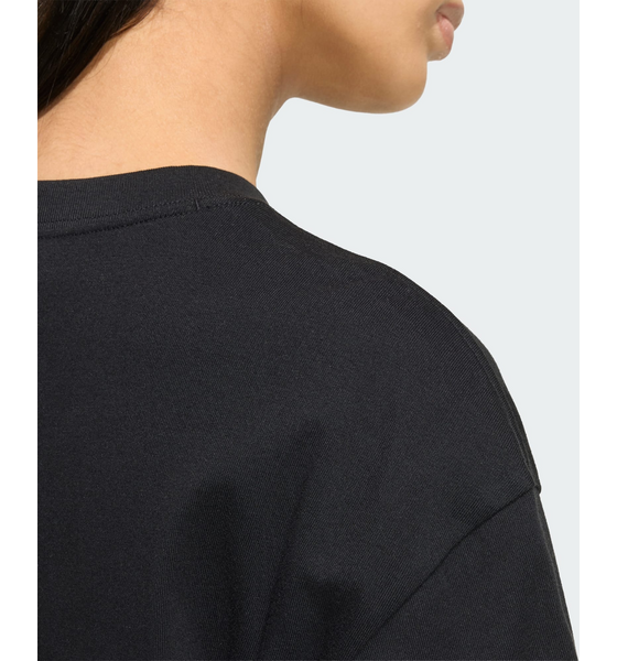 ADIDAS ORIGINALS Adidas Originals Essentials Boyfriend T-shirt på