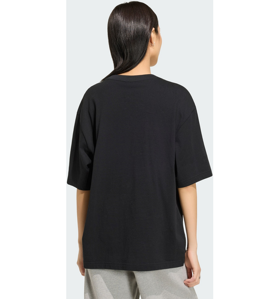 ADIDAS ORIGINALS Adidas Originals Essentials Boyfriend T-shirt på