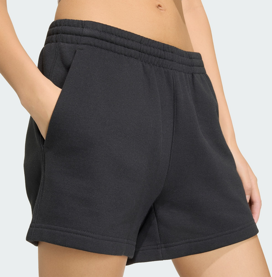 ADIDAS ORIGINALS Adidas Originals Essentials Fleece Shorts på