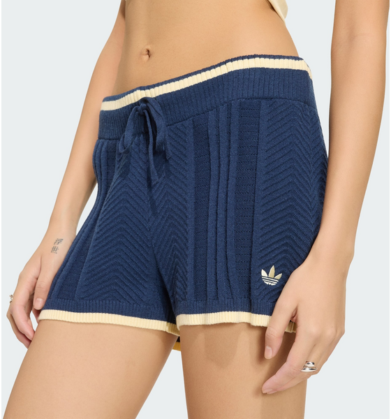 ADIDAS ORIGINALS Adidas Originals Kabelstickade Shorts på