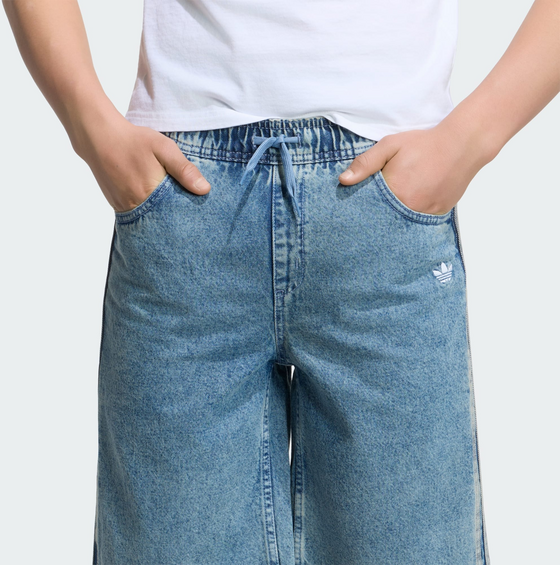 ADIDAS ORIGINALS Adidas Originals Loose Denim Jorts på