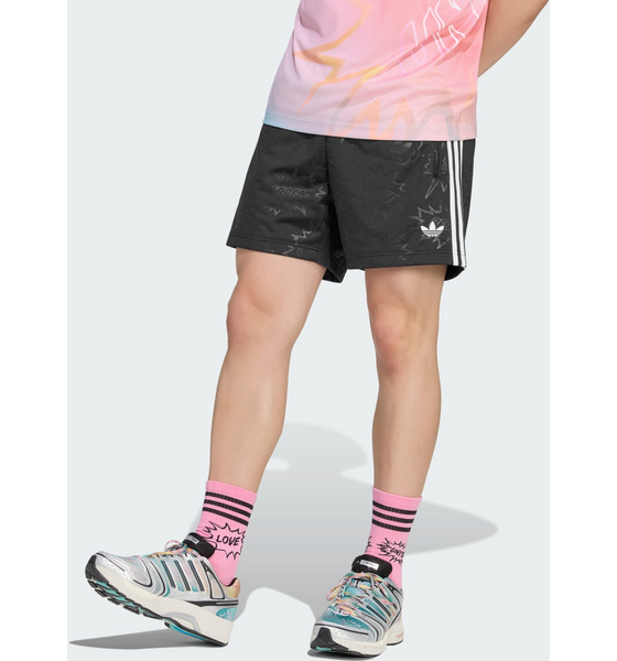 ADIDAS ORIGINALS Adidas Originals Love Unites Emb 3s Shorts på